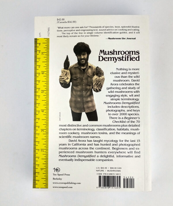 Mushrooms Demystified: A Comprehensive Guide to the Fleshy Fungi - Image 3