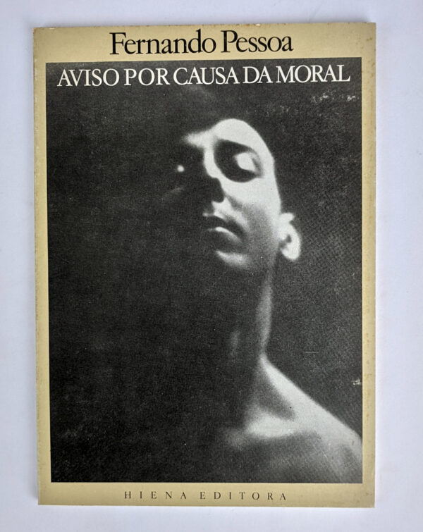 Aviso Por Causa Da Moral