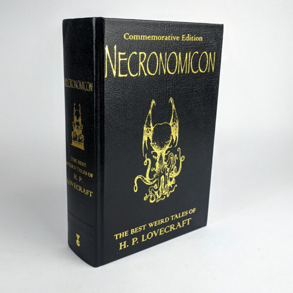 Necronomicon: The Best Weird Tales of H. P. Lovecraft