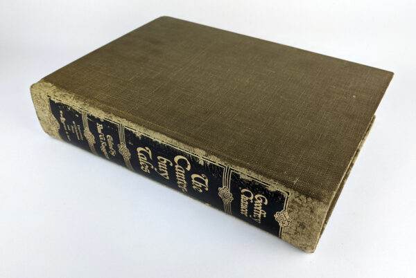 The Canterbury Tales: A Facsimile and Transcription of the Hengwrt Manuscript with Variants from the Ellesmere Manuscript - Image 6
