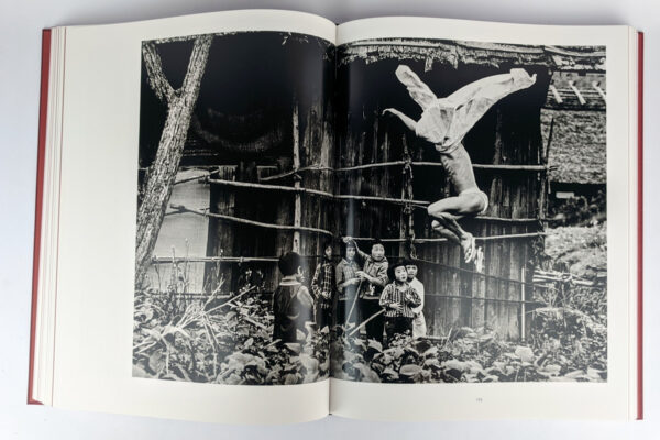 Eikoh Hosoe: Pioneering Post-1945 Japanese Photography - Image 4