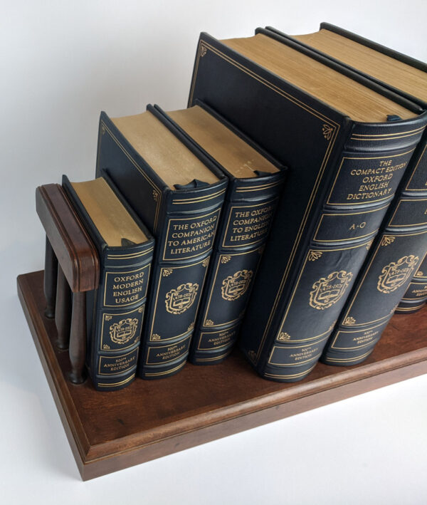 The 500th Anniversary Edition of The Oxford Reference Classics of the English Language (8 Volumes with shelf) - Image 3