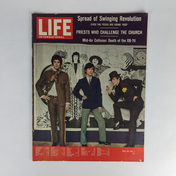 Life International July 11, 1966, Vol. 41, No. 1: Spread of Swinging Revolution
