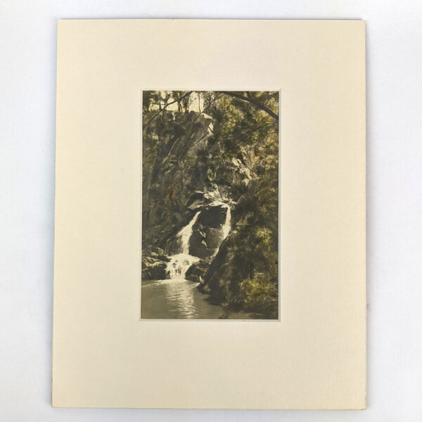 Photograph of Crows Nest Falls
