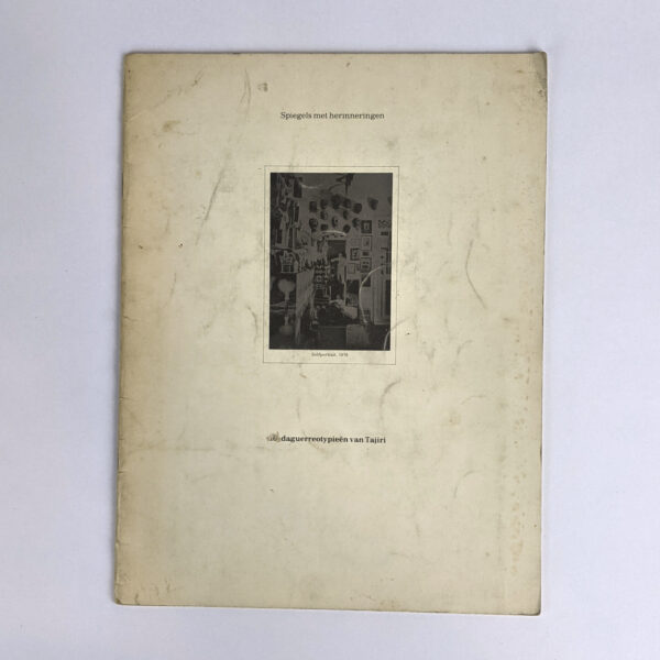 Spiegels met Herinneringen: 101 Daguerreotypieen van Tajiri