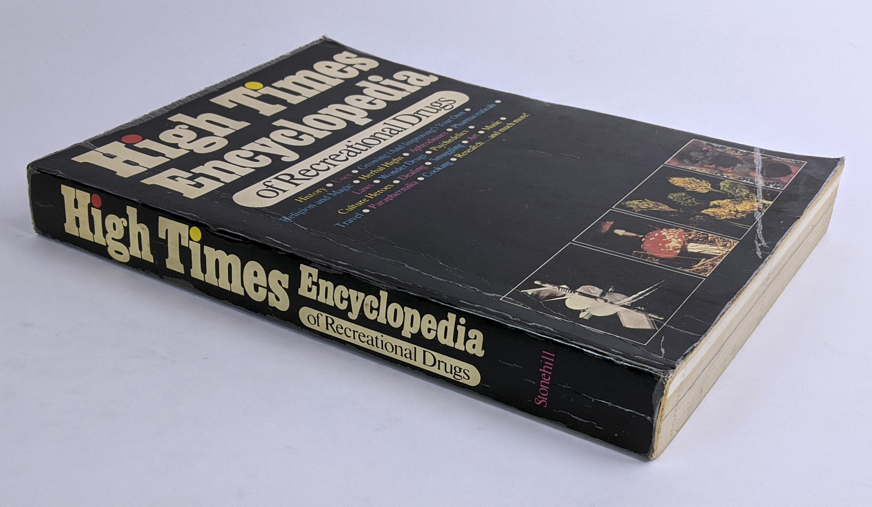 洋書 High Times Encyclopedia High Times Encyclopedia of Recreational Drugs: History, Uses