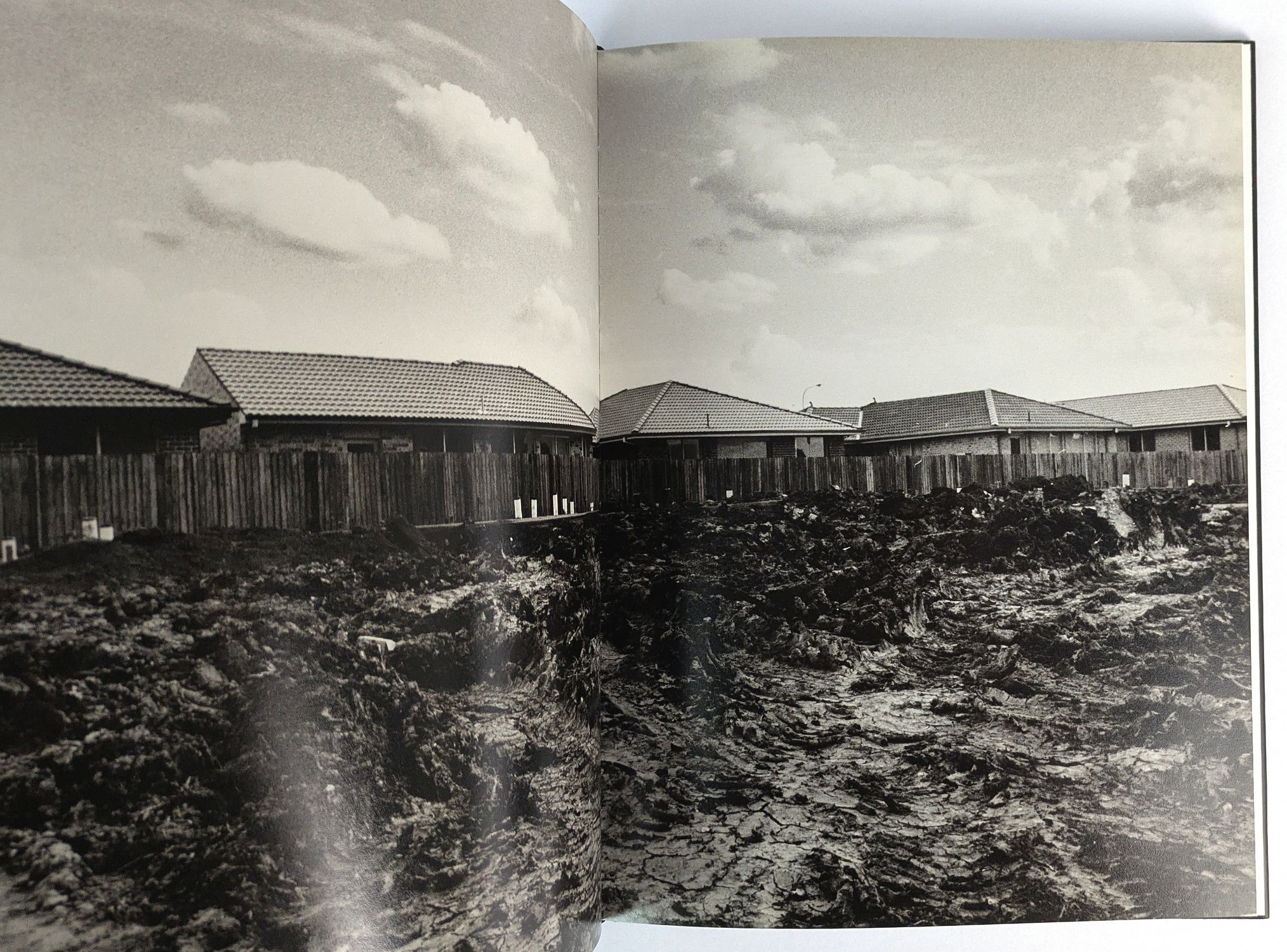 Australians: Responses to the Land - Image 4